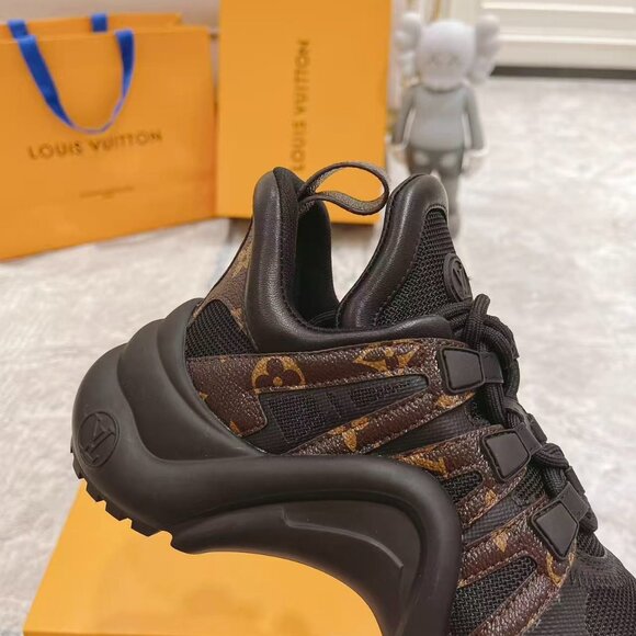 Louis Vuitton Archlight Monogram Sneaker - Picture 8 of 9
